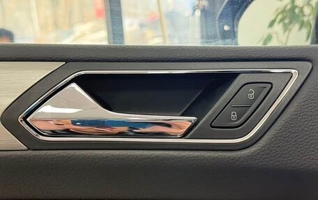 Volkswagen Touran III, 2021 год, 2 480 000 рублей, 17 фотография