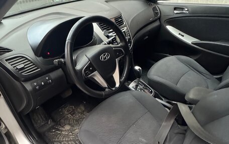 Hyundai Solaris II рестайлинг, 2011 год, 590 000 рублей, 10 фотография