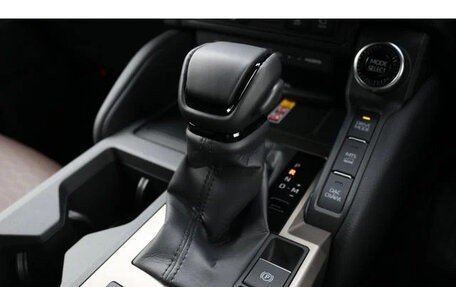 Toyota Land Cruiser Prado, 2024 год, 7 350 555 рублей, 18 фотография