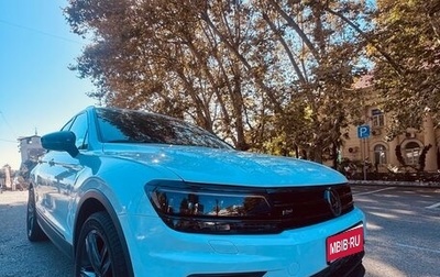 Volkswagen Tiguan II, 2019 год, 2 750 000 рублей, 1 фотография