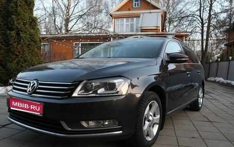 Volkswagen Passat B7, 2011 год, 900 000 рублей, 1 фотография