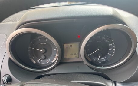 Toyota Land Cruiser Prado 150 рестайлинг 2, 2012 год, 2 400 000 рублей, 11 фотография