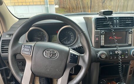 Toyota Land Cruiser Prado 150 рестайлинг 2, 2012 год, 2 400 000 рублей, 14 фотография
