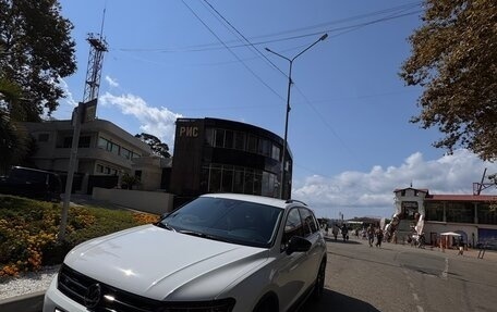 Volkswagen Tiguan II, 2019 год, 2 750 000 рублей, 26 фотография