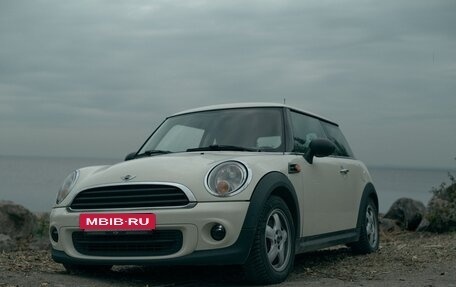 MINI Hatch, 2013 год, 800 000 рублей, 3 фотография