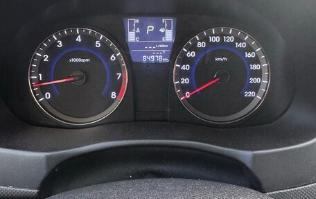 Hyundai Solaris II рестайлинг, 2014 год, 950 000 рублей, 8 фотография