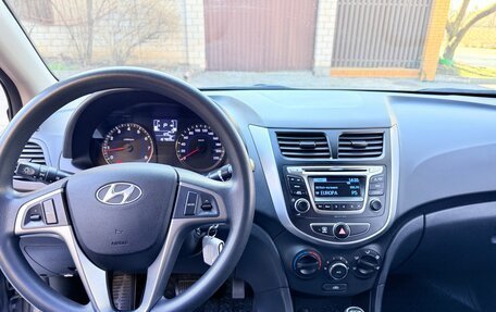 Hyundai Solaris II рестайлинг, 2016 год, 1 150 000 рублей, 8 фотография
