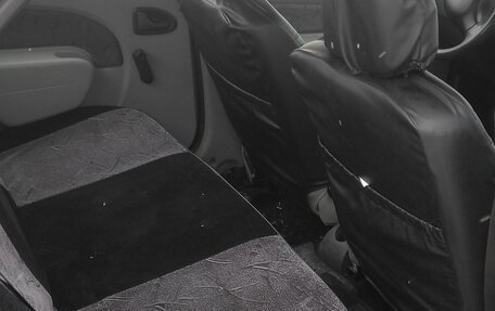 Renault Logan I, 2006 год, 250 000 рублей, 1 фотография