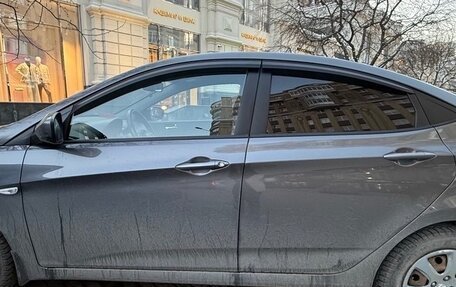 Hyundai Solaris II рестайлинг, 2013 год, 730 000 рублей, 5 фотография