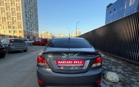 Hyundai Solaris II рестайлинг, 2013 год, 730 000 рублей, 4 фотография