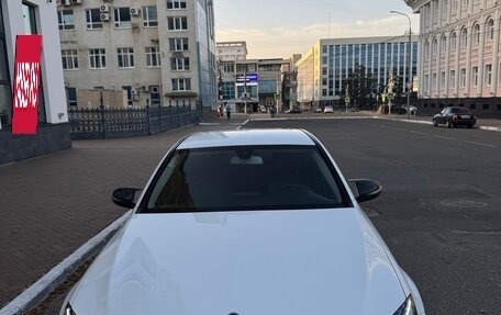 Mercedes-Benz C-Класс, 2015 год, 1 850 000 рублей, 3 фотография