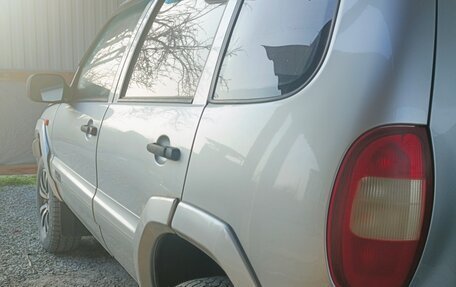 Chevrolet Niva I рестайлинг, 2006 год, 485 000 рублей, 3 фотография