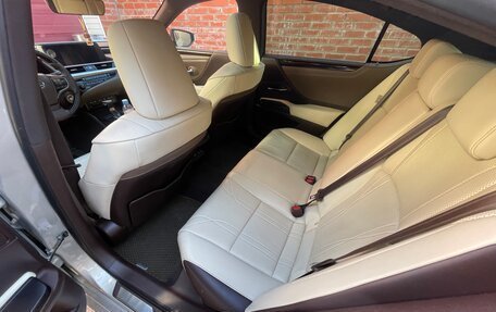 Lexus ES VII, 2018 год, 3 050 000 рублей, 10 фотография