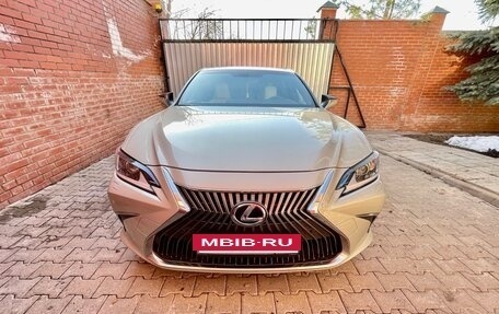 Lexus ES VII, 2018 год, 3 050 000 рублей, 2 фотография