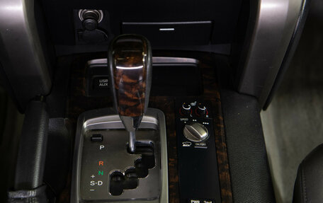 Toyota Land Cruiser 200, 2010 год, 2 698 000 рублей, 16 фотография