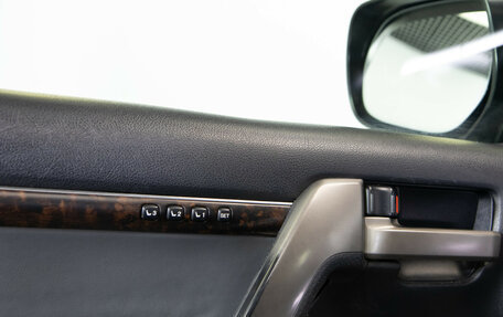 Toyota Land Cruiser 200, 2010 год, 2 698 000 рублей, 19 фотография