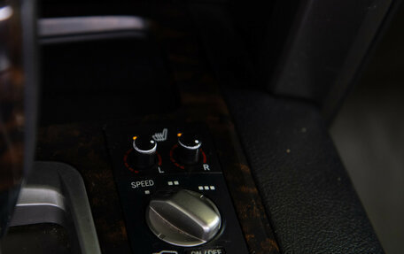 Toyota Land Cruiser 200, 2010 год, 2 698 000 рублей, 22 фотография