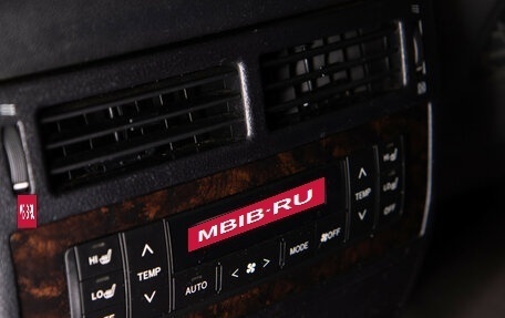 Toyota Land Cruiser 200, 2010 год, 2 698 000 рублей, 18 фотография