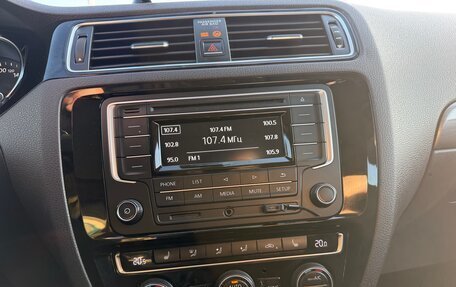 Volkswagen Jetta VI, 2017 год, 1 050 000 рублей, 18 фотография