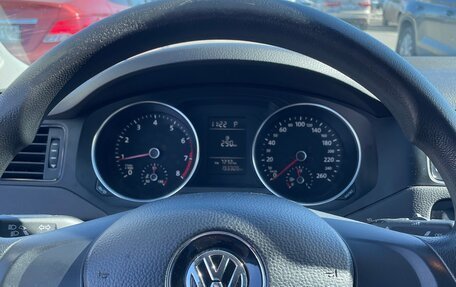 Volkswagen Jetta VI, 2015 год, 1 030 000 рублей, 8 фотография