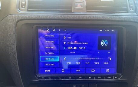 Volkswagen Jetta VI, 2015 год, 1 030 000 рублей, 13 фотография