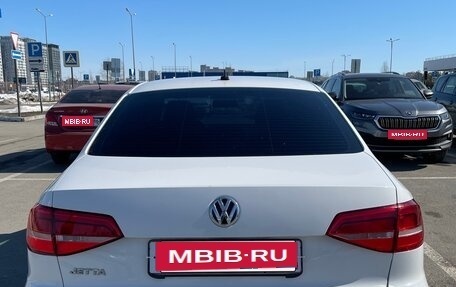 Volkswagen Jetta VI, 2015 год, 1 030 000 рублей, 2 фотография