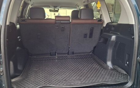 Toyota Land Cruiser Prado 150 рестайлинг 2, 2019 год, 4 949 000 рублей, 14 фотография