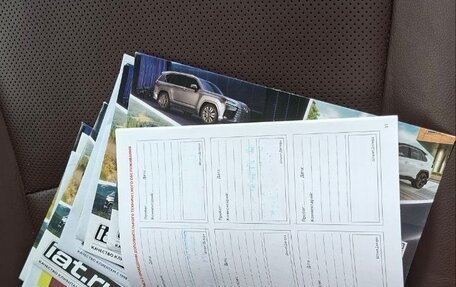 Toyota Land Cruiser Prado 150 рестайлинг 2, 2019 год, 4 949 000 рублей, 19 фотография