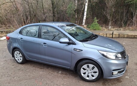 KIA Rio III рестайлинг, 2015 год, 930 000 рублей, 1 фотография