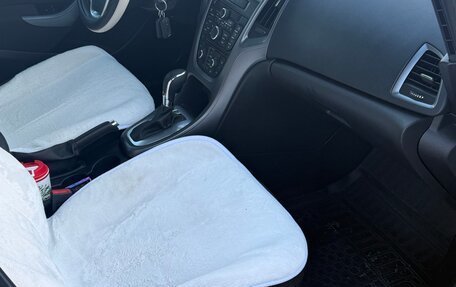 Opel Astra J, 2014 год, 830 000 рублей, 2 фотография