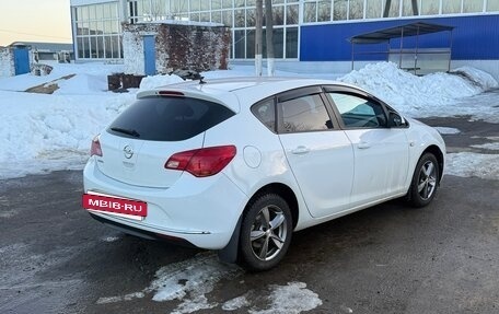 Opel Astra J, 2014 год, 830 000 рублей, 9 фотография