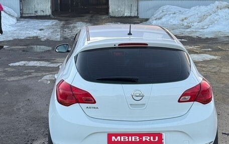 Opel Astra J, 2014 год, 830 000 рублей, 11 фотография