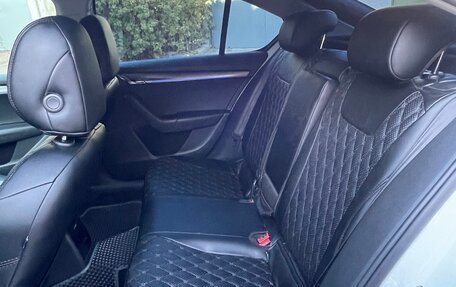 Skoda Octavia, 2018 год, 1 650 000 рублей, 15 фотография