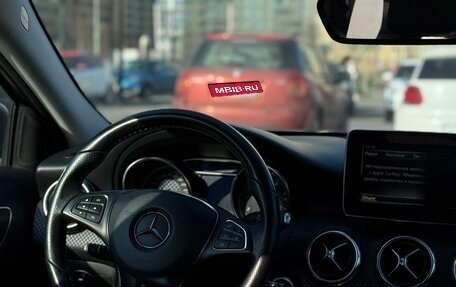 Mercedes-Benz A-Класс, 2017 год, 1 780 000 рублей, 7 фотография