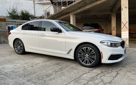 BMW 5 серия, 2018 год, 3 000 000 рублей, 2 фотография