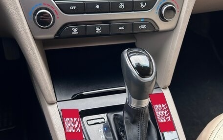 Hyundai Elantra VI рестайлинг, 2017 год, 1 500 000 рублей, 7 фотография