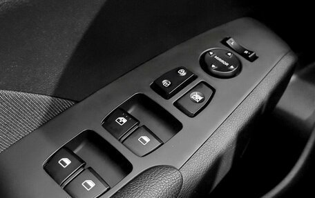 Hyundai Solaris II рестайлинг, 2018 год, 1 180 000 рублей, 10 фотография