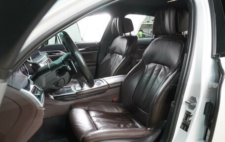 BMW 7 серия, 2017 год, 3 549 000 рублей, 12 фотография