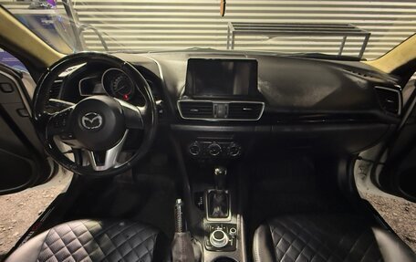 Mazda 3, 2014 год, 1 270 000 рублей, 17 фотография