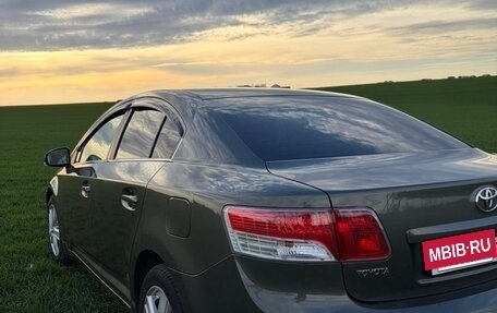 Toyota Avensis III рестайлинг, 2009 год, 1 100 000 рублей, 3 фотография