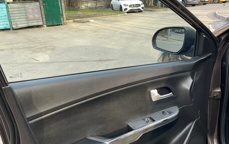 KIA Rio III рестайлинг, 2014 год, 650 000 рублей, 10 фотография