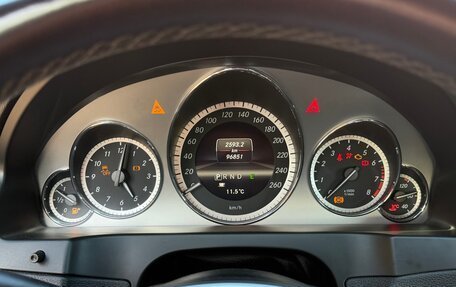 Mercedes-Benz E-Класс, 2013 год, 1 900 000 рублей, 10 фотография