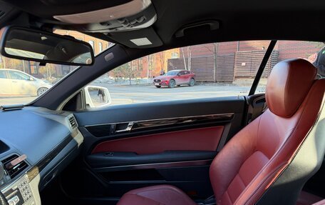 Mercedes-Benz E-Класс, 2013 год, 1 900 000 рублей, 12 фотография