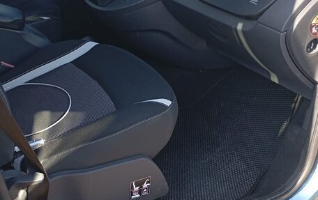 Renault Kangoo II рестайлинг, 2013 год, 1 170 000 рублей, 15 фотография