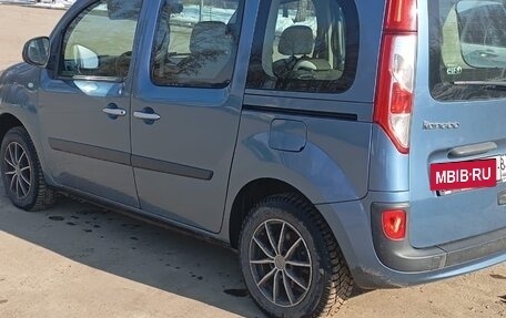 Renault Kangoo II рестайлинг, 2013 год, 1 170 000 рублей, 6 фотография