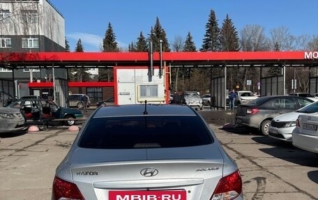 Hyundai Solaris II рестайлинг, 2012 год, 700 000 рублей, 5 фотография