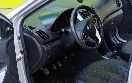 Hyundai Solaris II рестайлинг, 2014 год, 420 000 рублей, 8 фотография