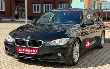 BMW 3 серия, 2013 год, 1 550 000 рублей, 3 фотография