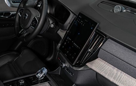 Volvo XC90 II рестайлинг, 2026 год, 13 000 000 рублей, 32 фотография