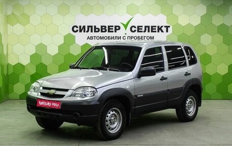 Chevrolet Niva I рестайлинг, 2016 год, 570 000 рублей, 1 фотография